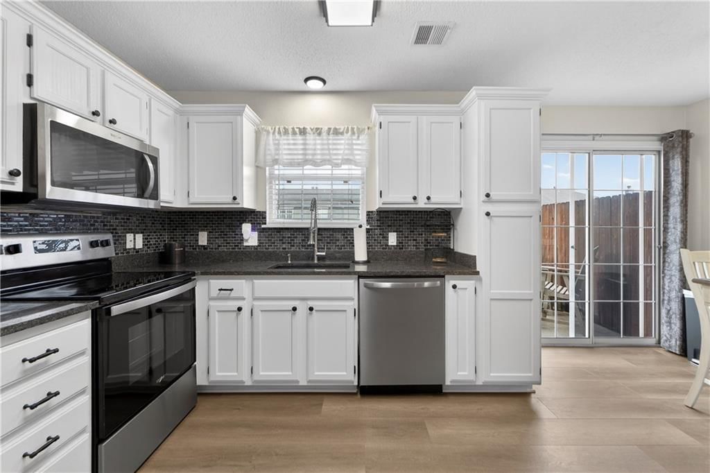 5583 Sunrise Meadow Lane — photo 22