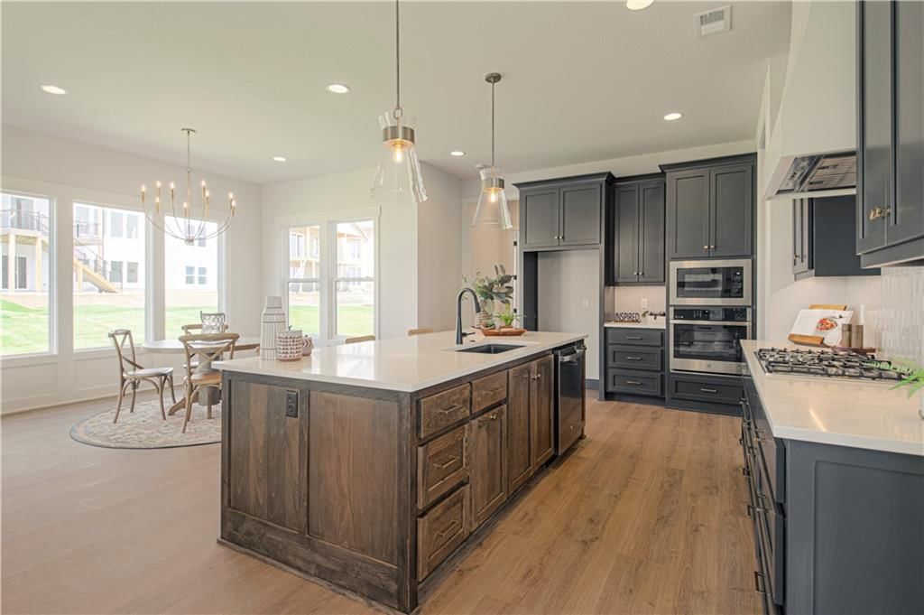 1716 SW Arbor Park Drive — photo 11