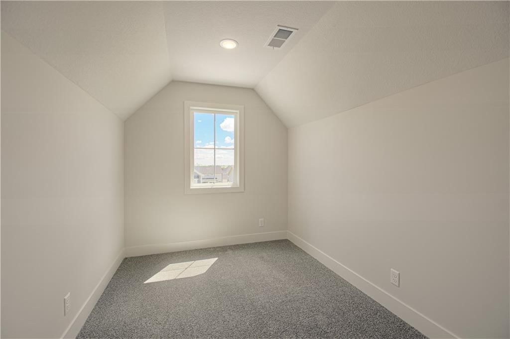 1716 SW Arbor Park Drive — photo 43