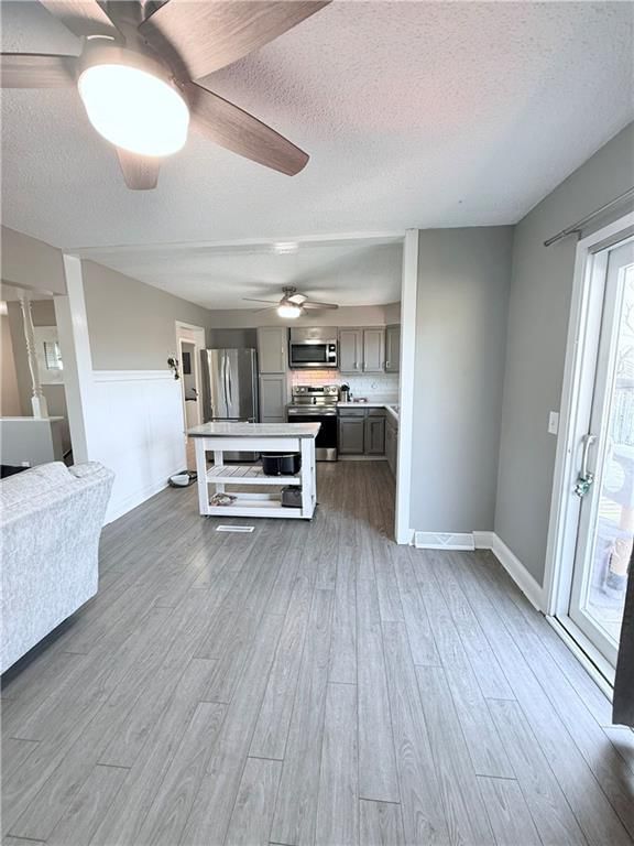 503 W Elk Street — photo 6