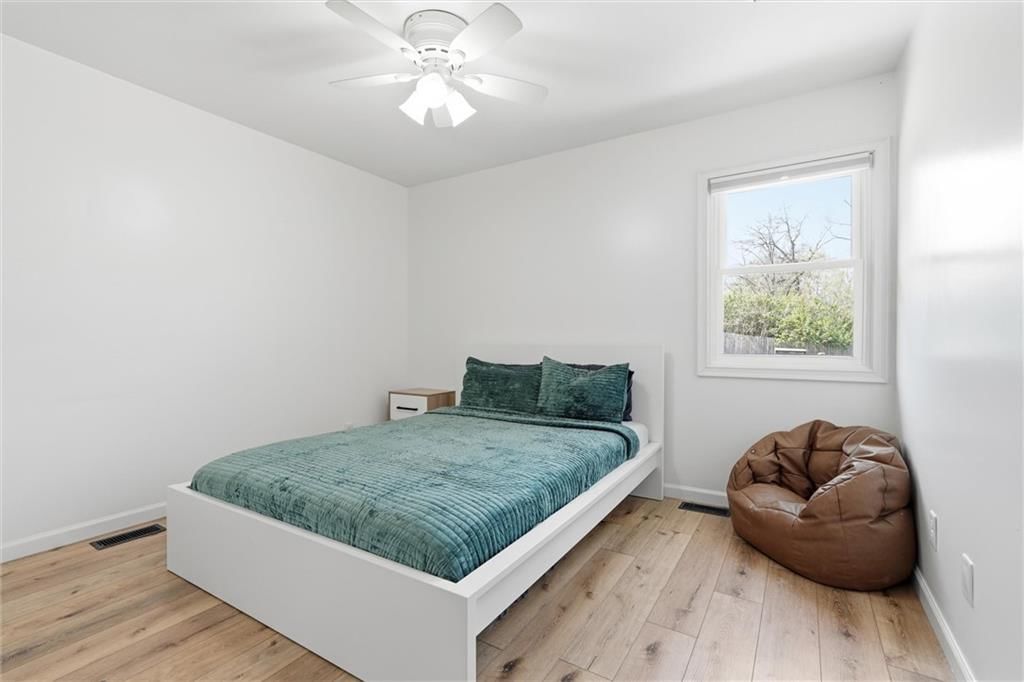 309 N Madison Avenue — photo 24