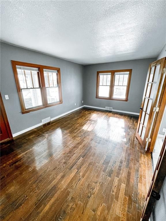419 W 12th Street — photo 18