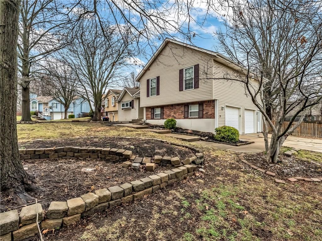 1302 Huntington Circle — photo 3