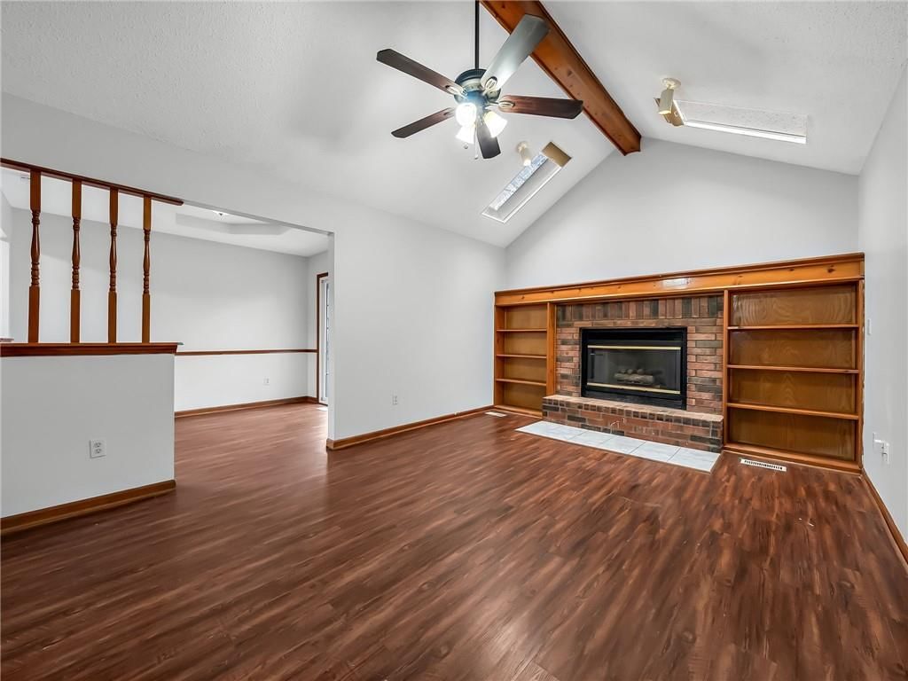 1302 Huntington Circle — photo 5