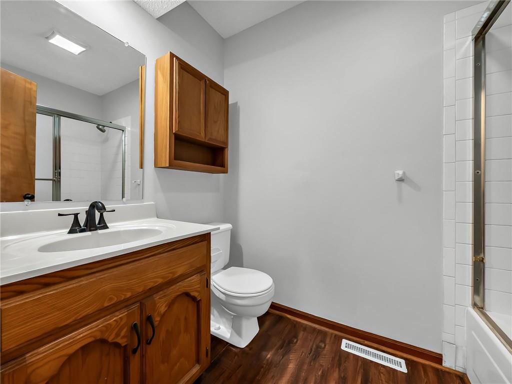1302 Huntington Circle — photo 21