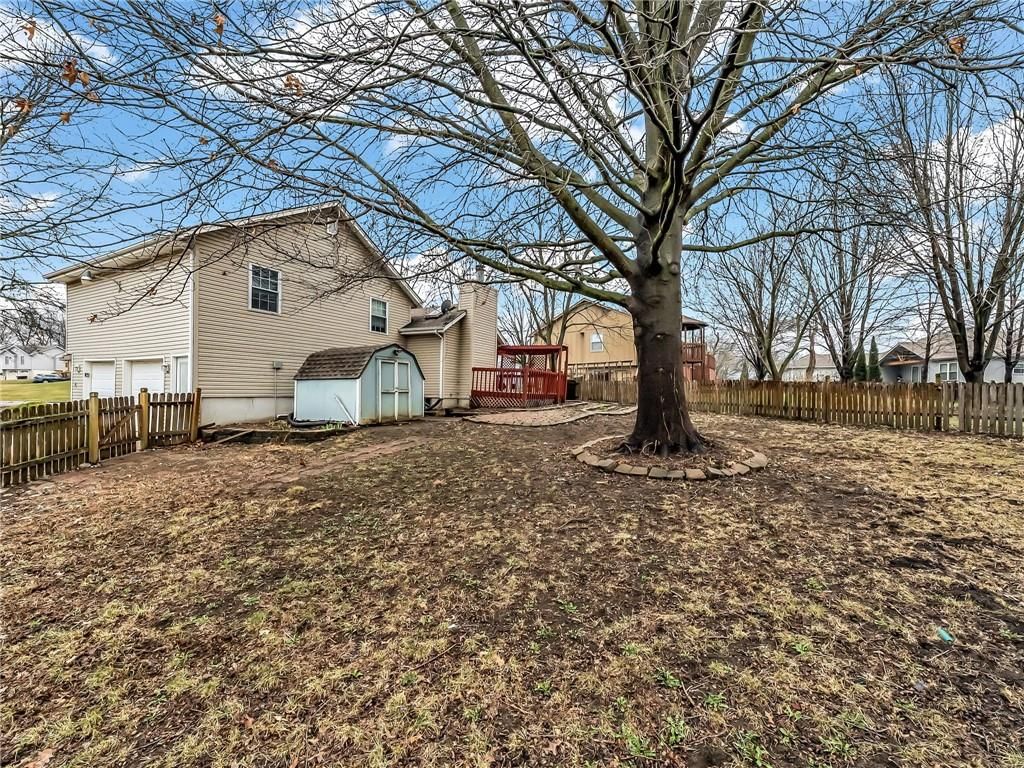 1302 Huntington Circle — photo 26