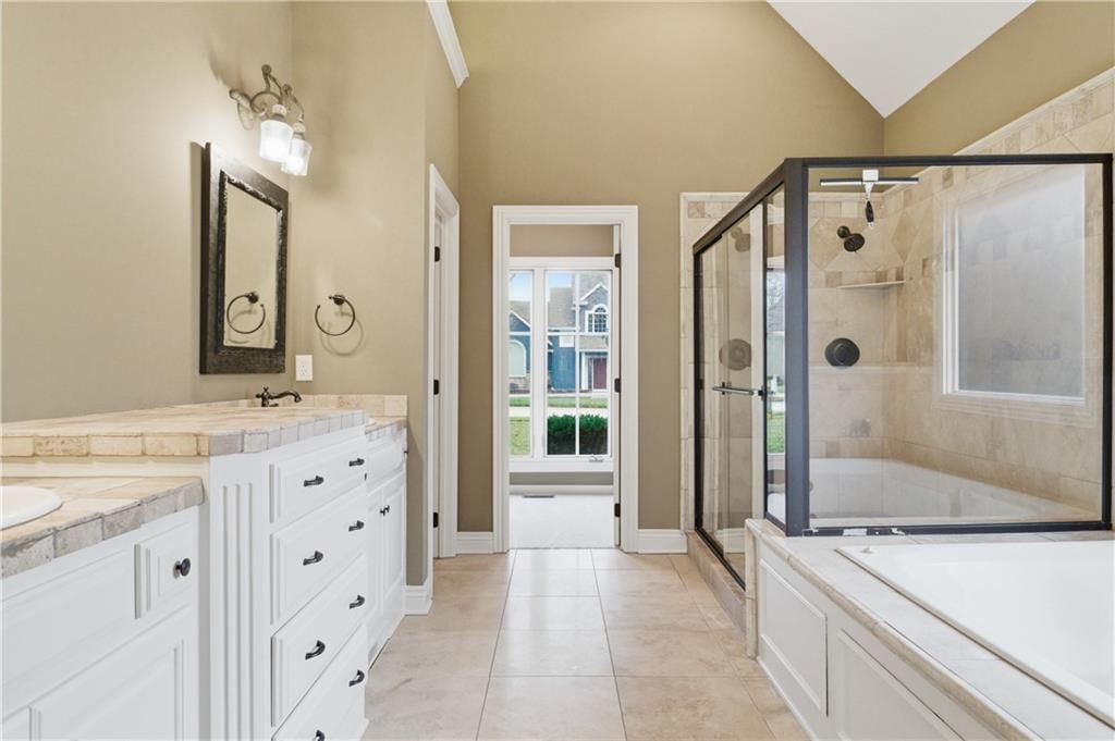 10514 River Hills Drive — photo 23