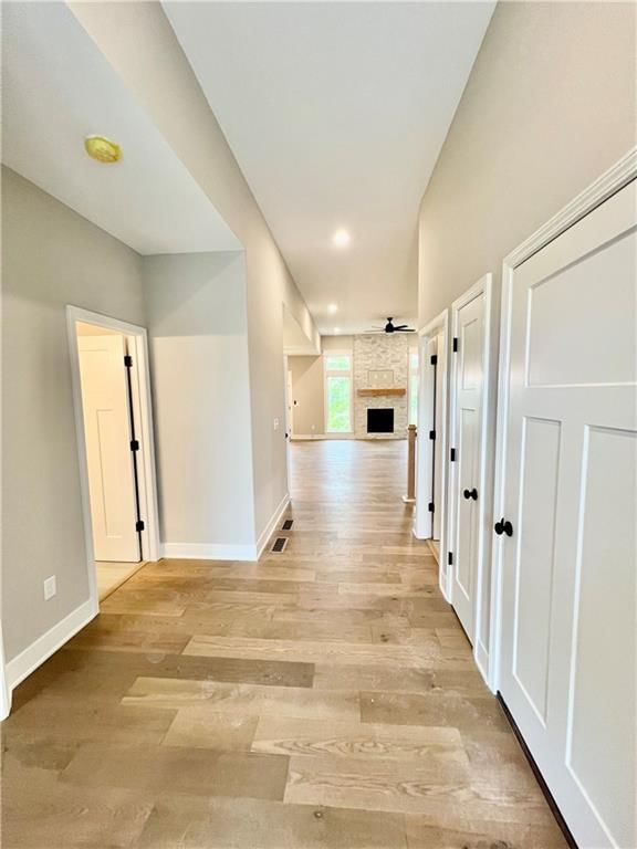 1921 Longview Drive — photo 3