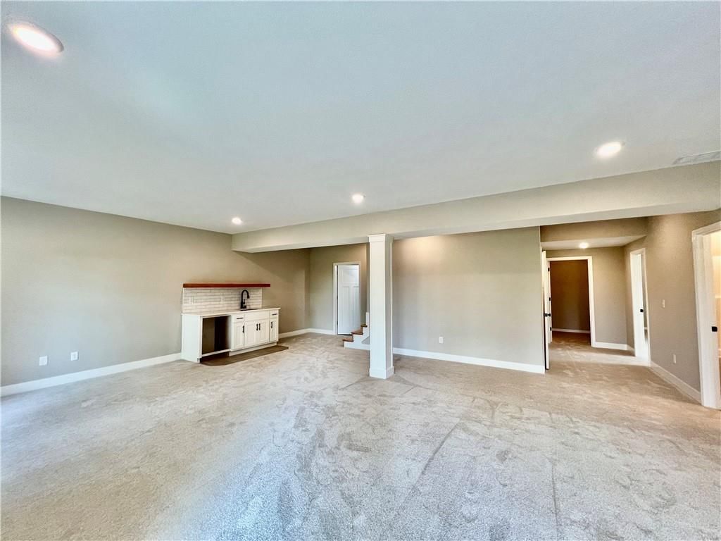1921 Longview Drive — photo 32