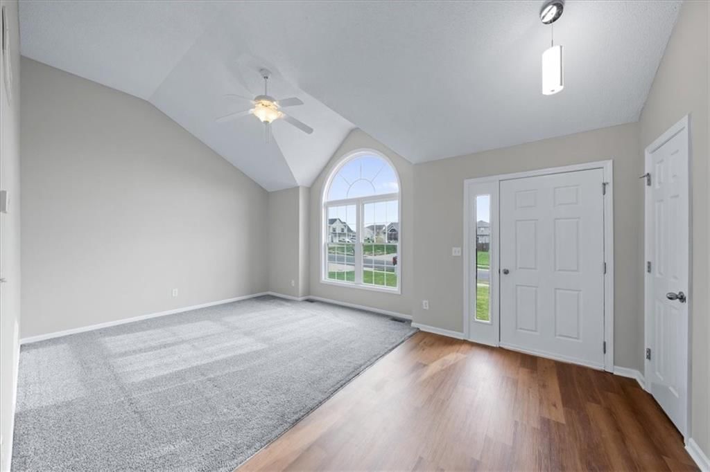 8424 N Winfield Avenue — photo 4