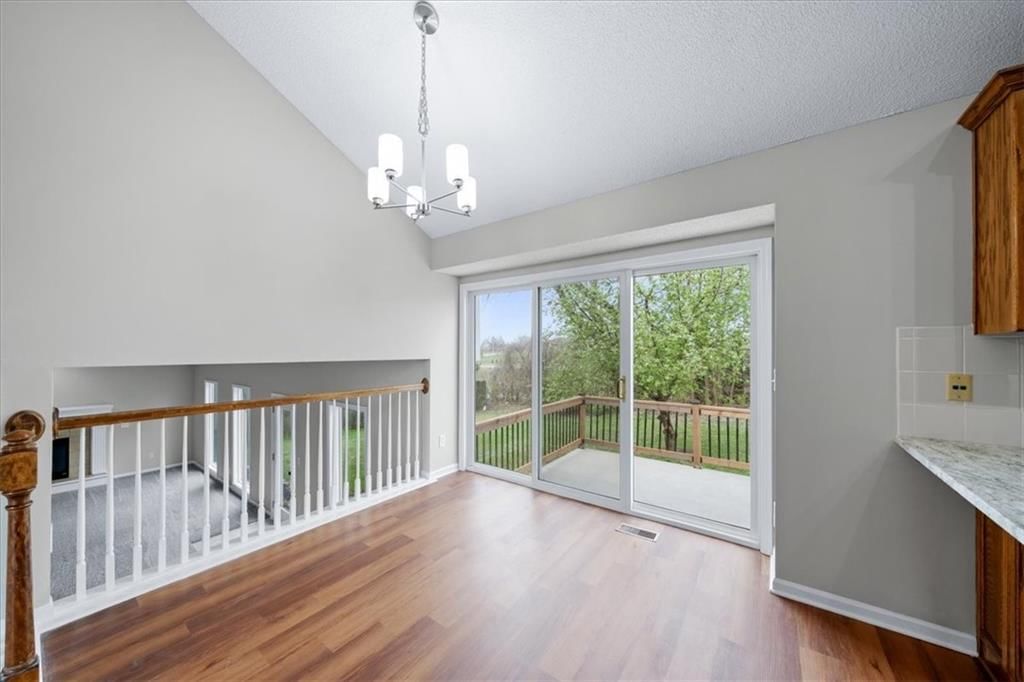 8424 N Winfield Avenue — photo 7