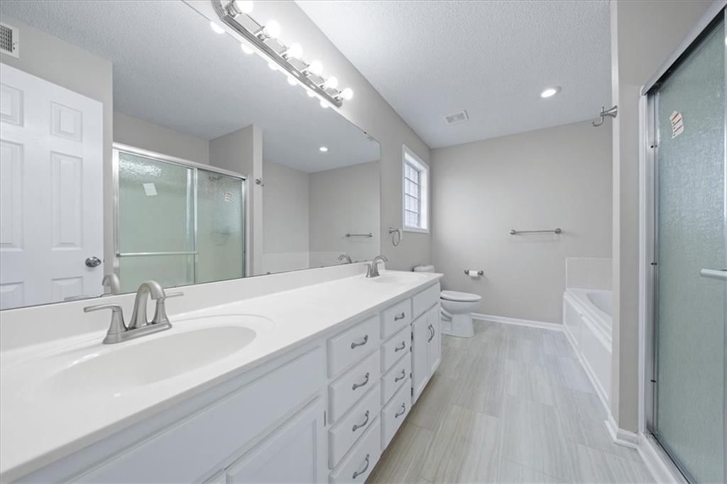 8424 N Winfield Avenue — photo 12