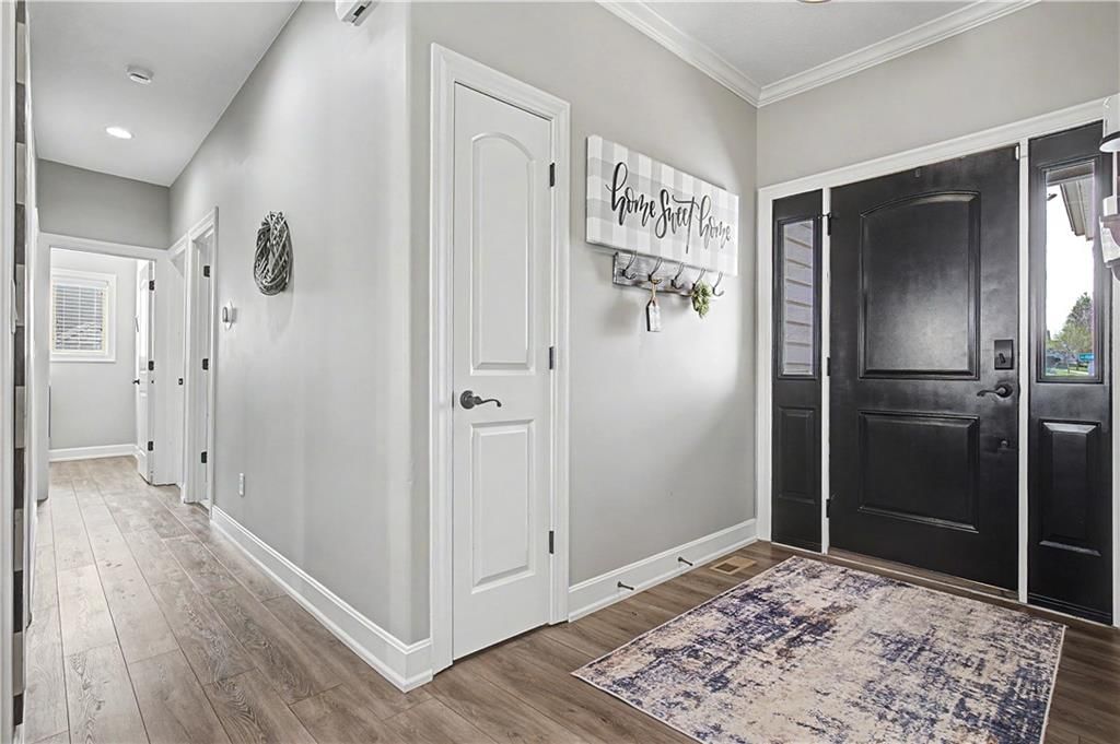 2315 NW Hedgewood Drive — photo 4