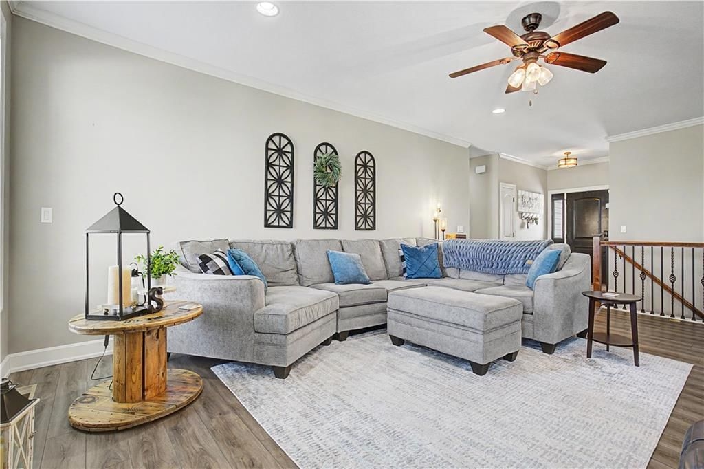 2315 NW Hedgewood Drive — photo 9