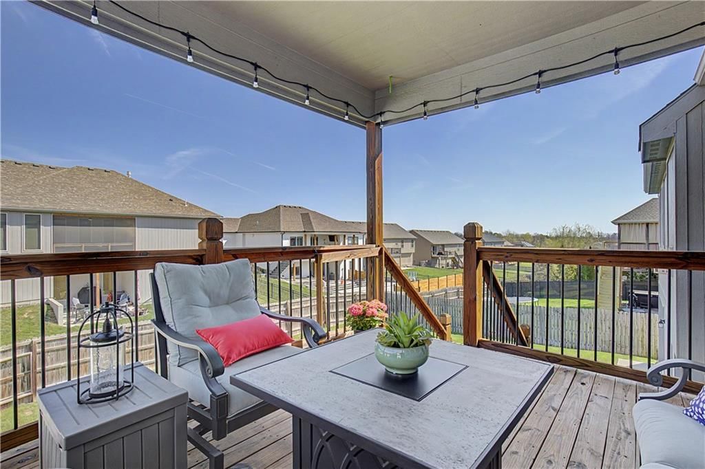 2315 NW Hedgewood Drive — photo 17