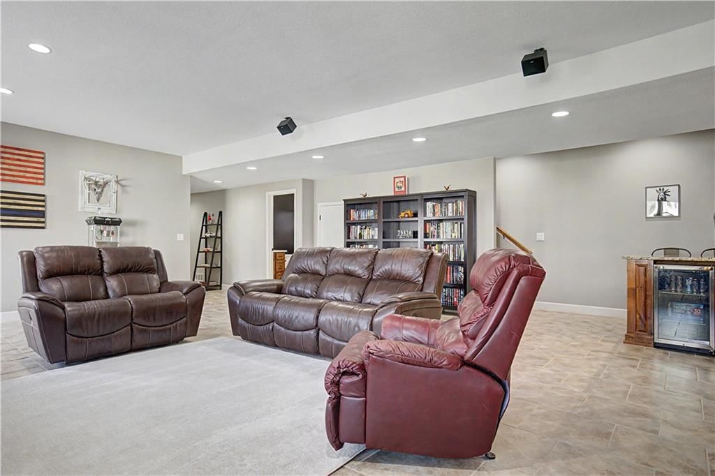 2315 NW Hedgewood Drive — photo 30