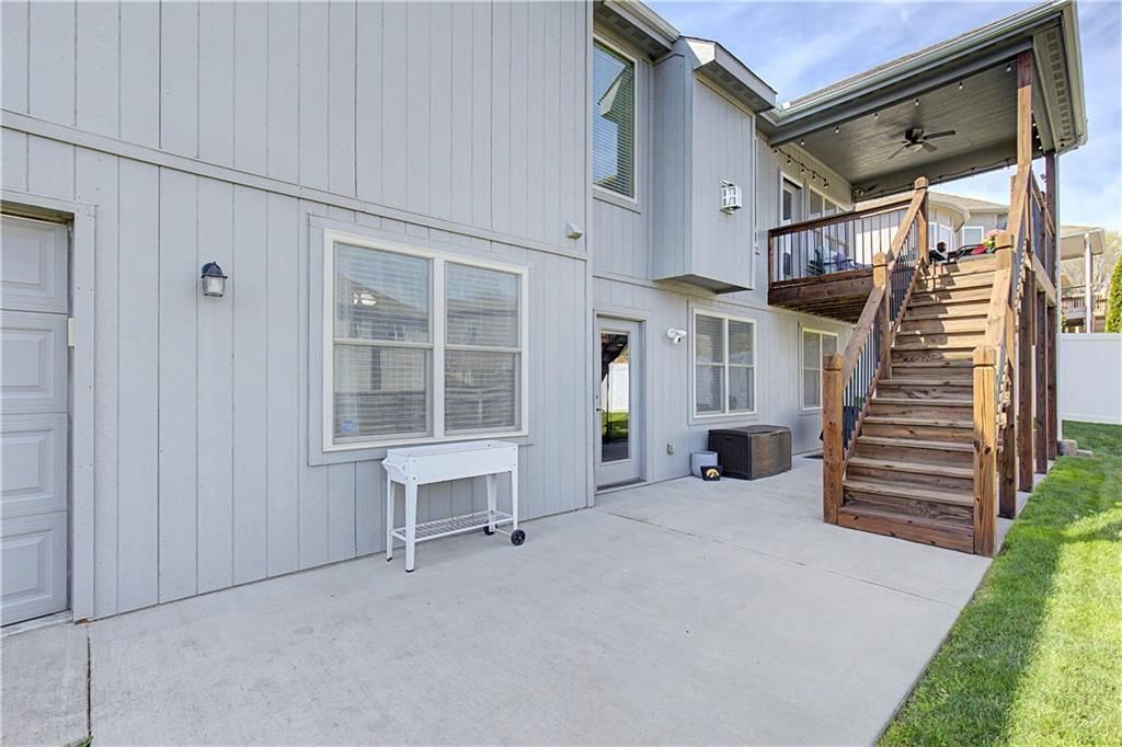 2315 NW Hedgewood Drive — photo 39