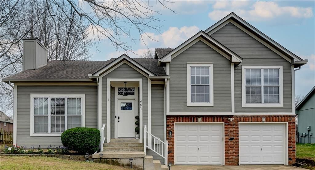 2221 SE 5th Terrace, Lee's Summit, MO