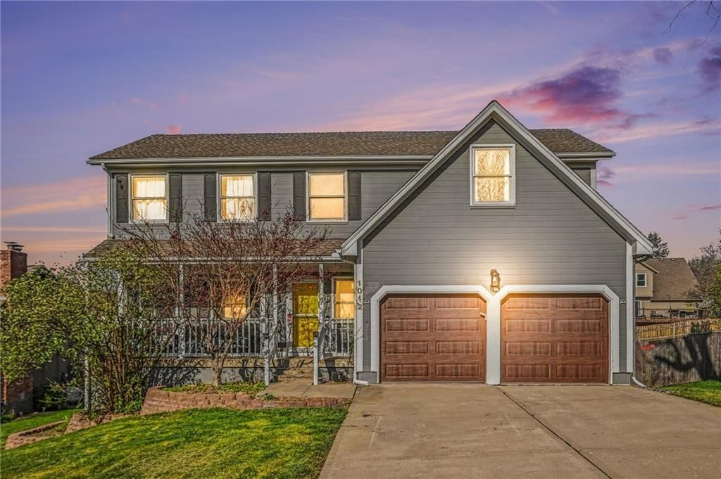 1012 NE Barnes Drive, Lee's Summit, MO