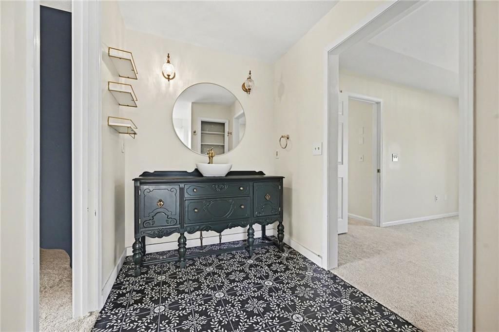1012 NE Barnes Drive — photo 12