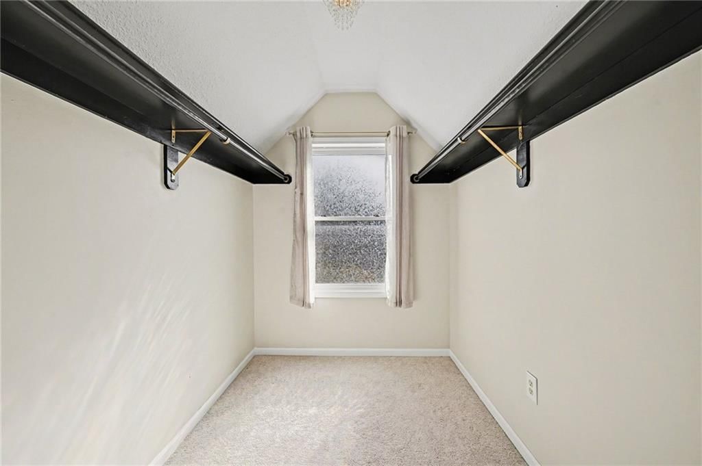 1012 NE Barnes Drive — photo 16
