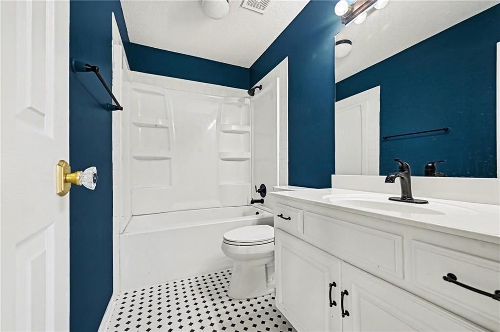 1012 NE Barnes Drive — photo 23