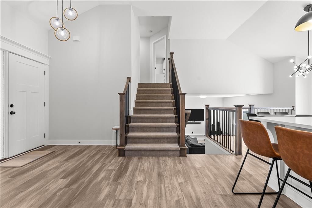 1126 N Holland Drive — photo 12