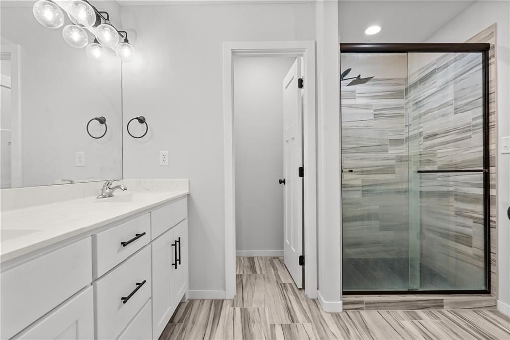 1126 N Holland Drive — photo 15