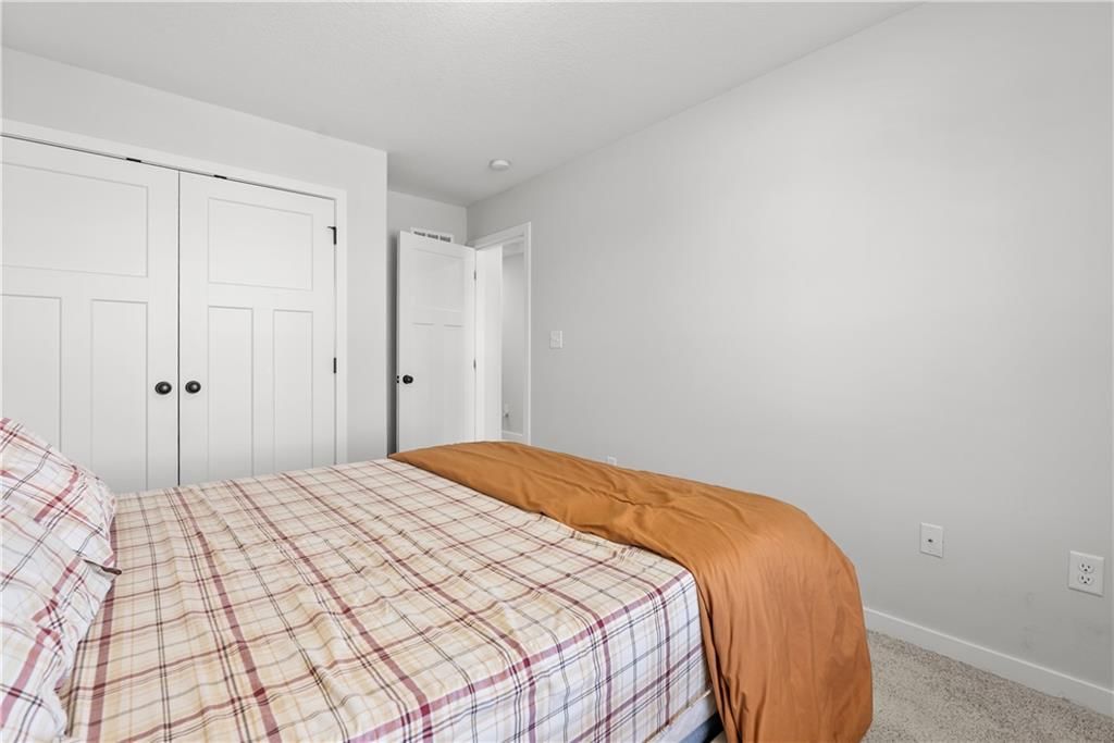 1126 N Holland Drive — photo 20