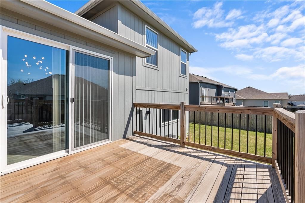 1126 N Holland Drive — photo 29