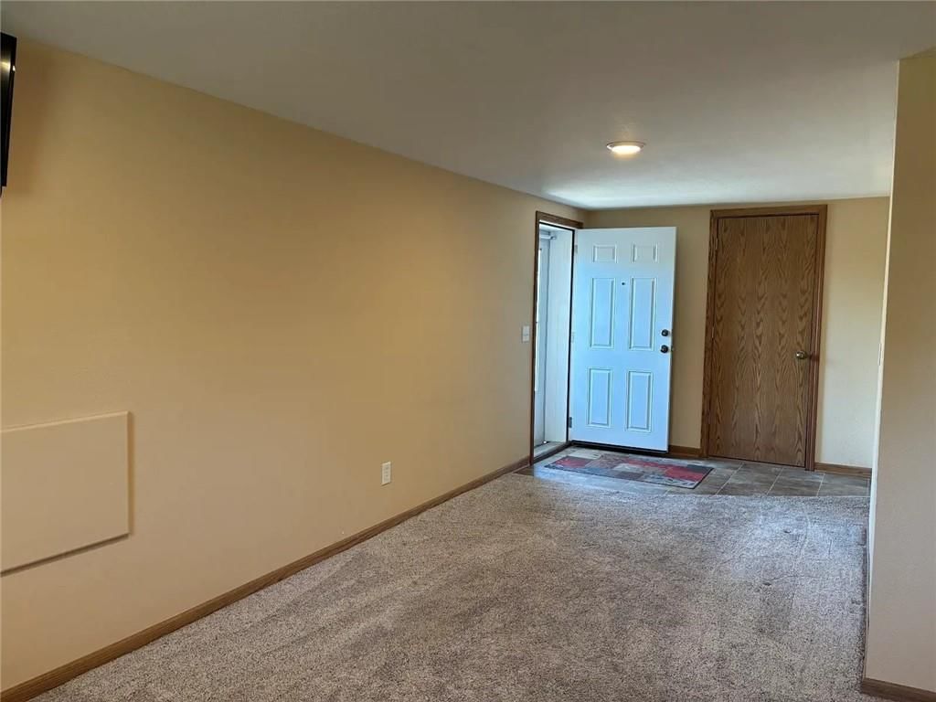 305 N 4th Street — photo 7