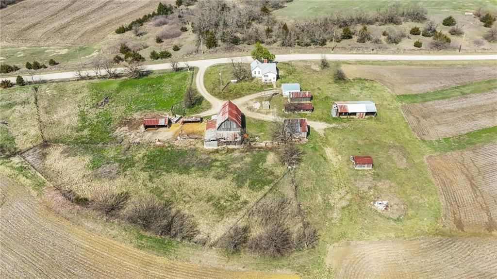 451 N 200 Road — photo 30