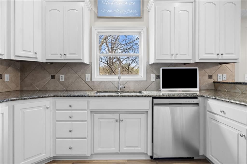12122 W 73 Terrace — photo 16