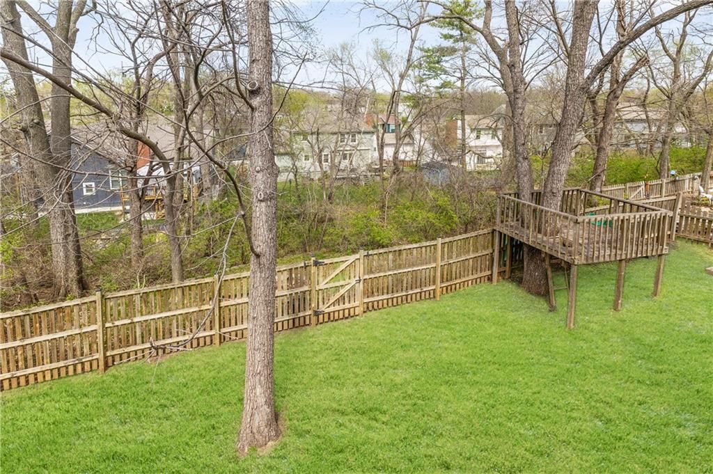 12122 W 73 Terrace — photo 41