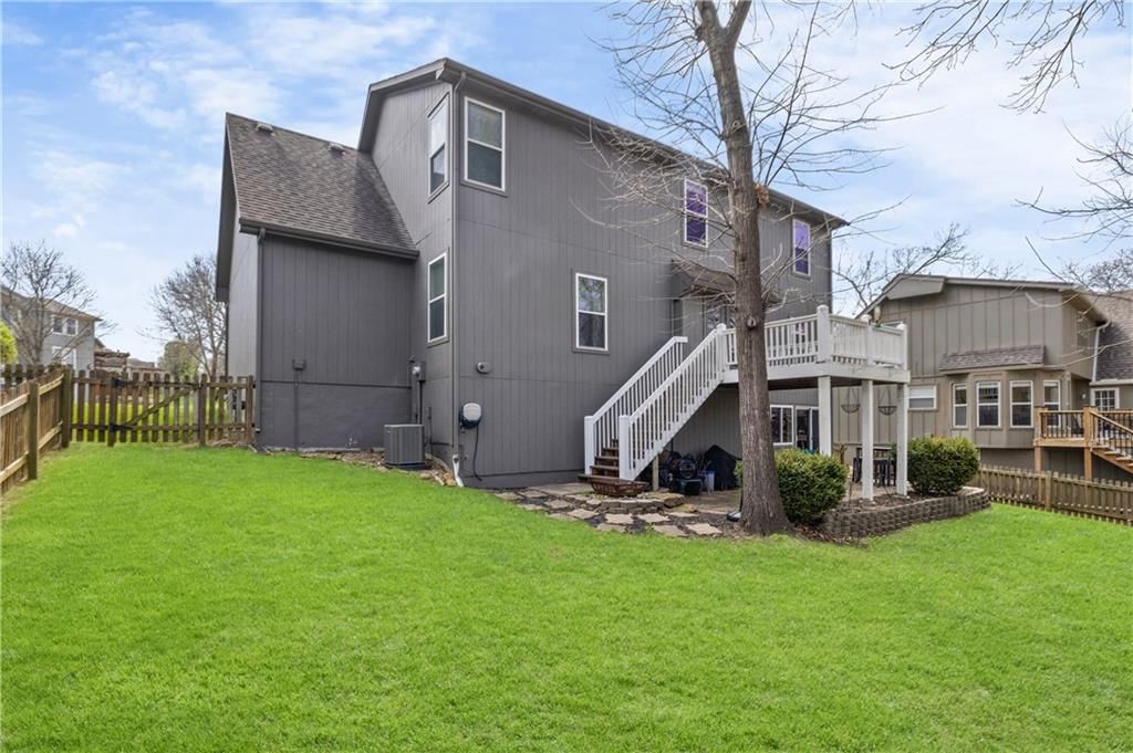 12122 W 73 Terrace — photo 45