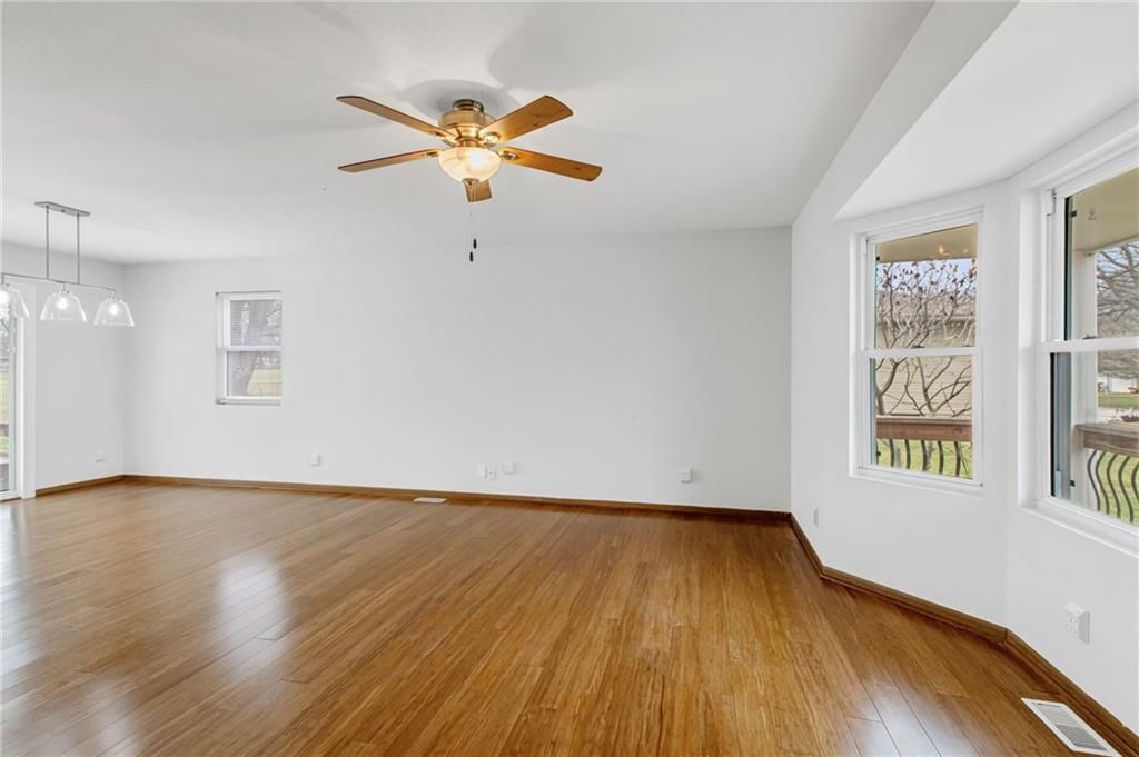 605 E Maple Street — photo 4