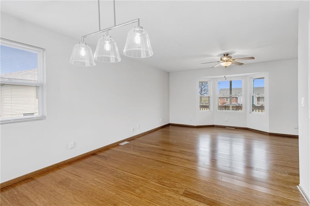 605 E Maple Street — photo 11