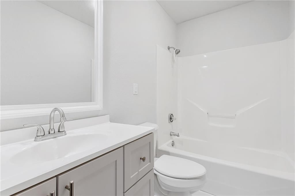605 E Maple Street — photo 20