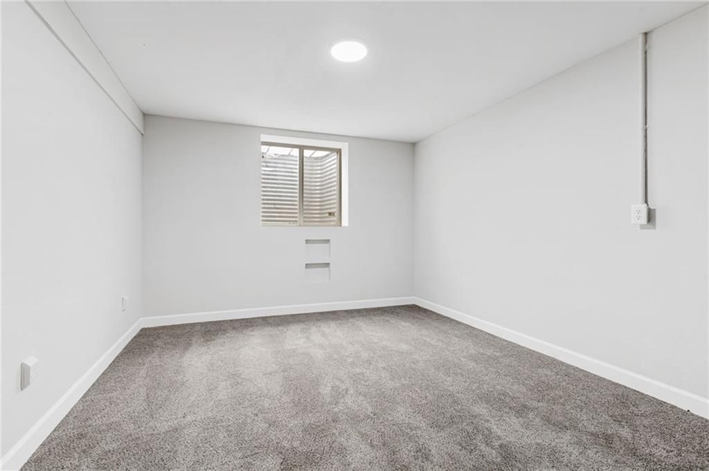 605 E Maple Street — photo 26