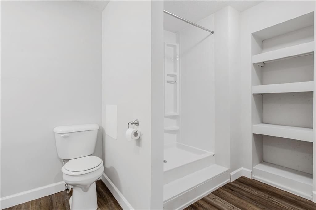 605 E Maple Street — photo 32