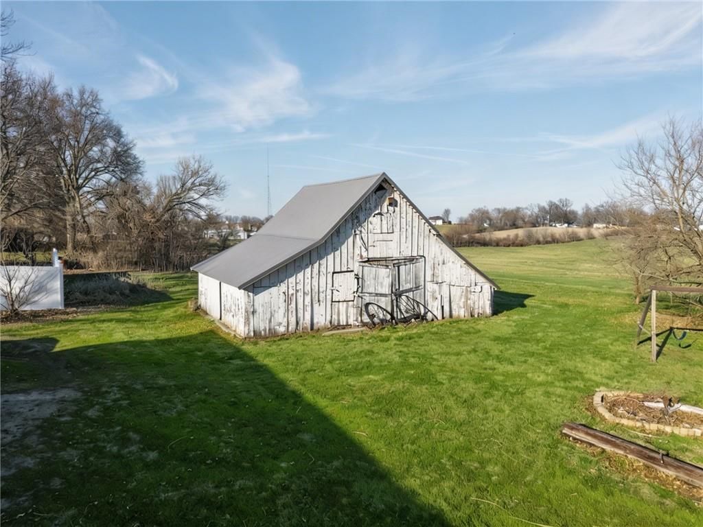 105 N 169 Highway — photo 36