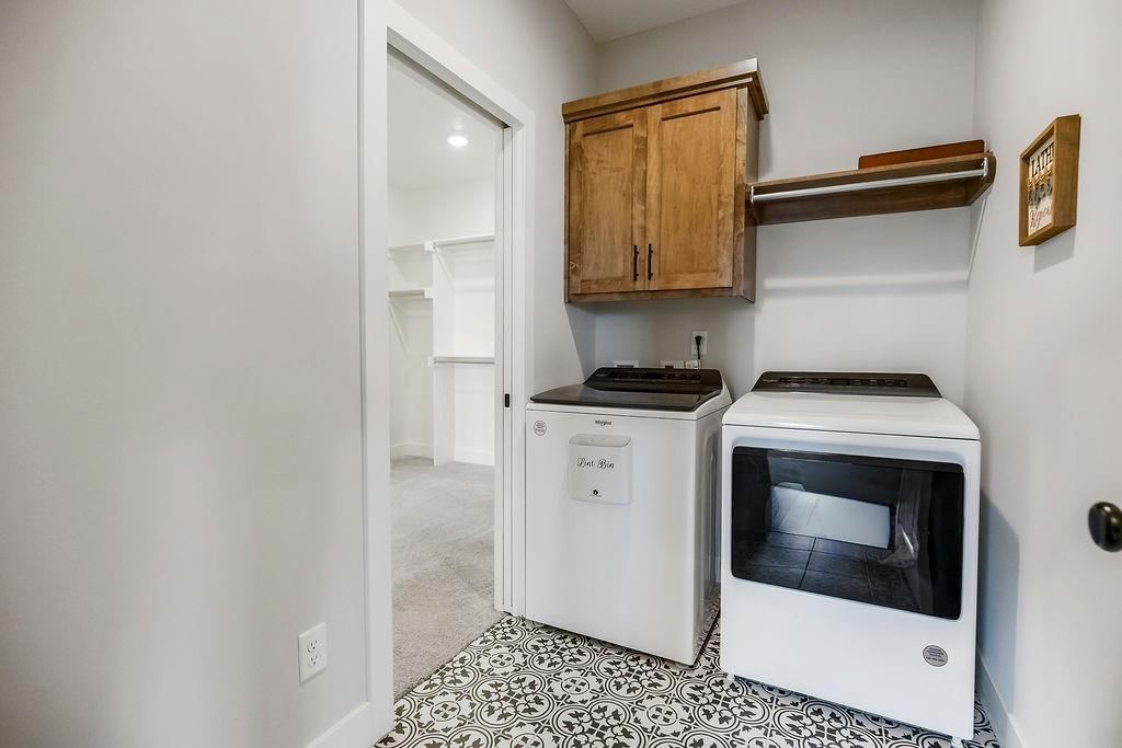 807 W Solomon Drive — photo 15