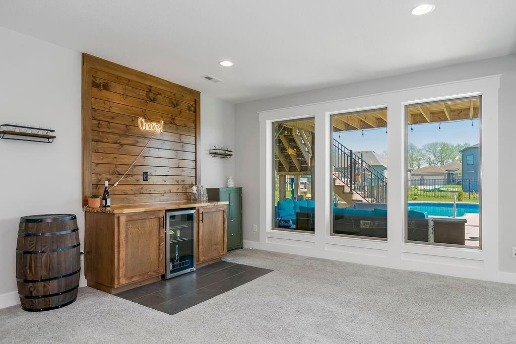807 W Solomon Drive — photo 22
