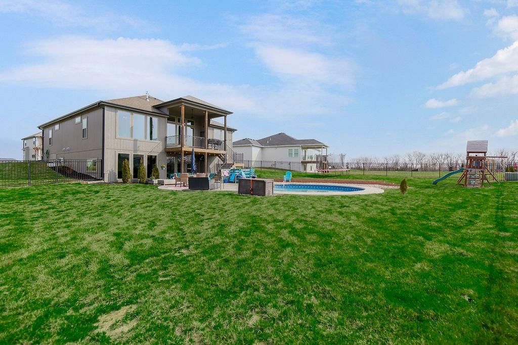 807 W Solomon Drive — photo 30