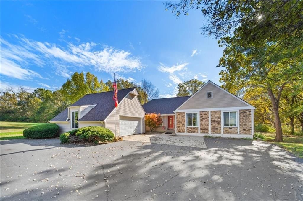 35809 E Ryan Road — photo 3