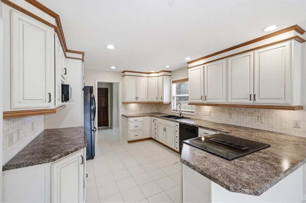 35809 E Ryan Road — photo 10