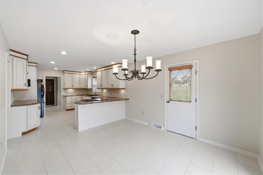 35809 E Ryan Road — photo 13