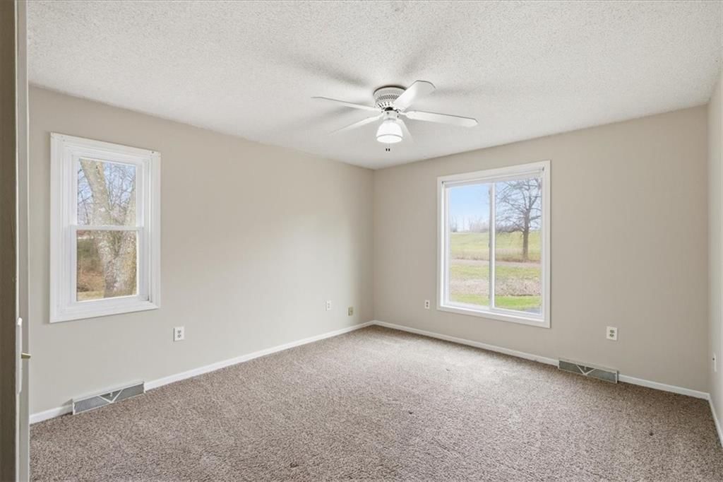35809 E Ryan Road — photo 17