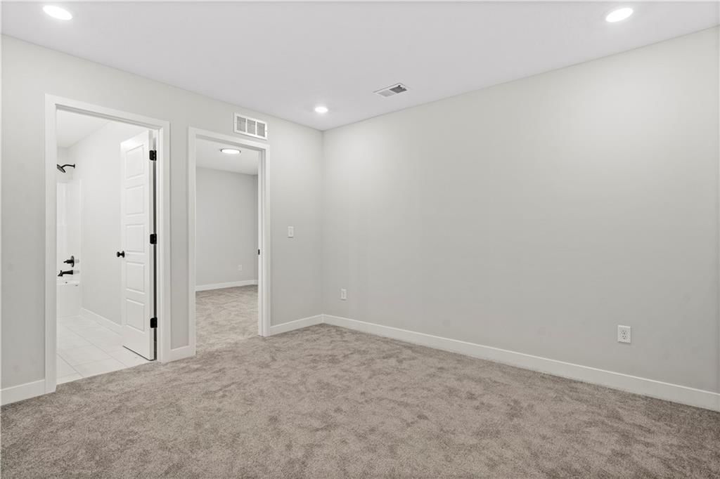 18251 W 166th Terrace — photo 19