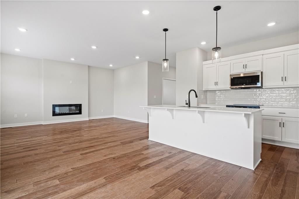 18251 W 166th Terrace — photo 26